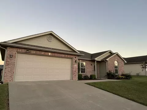 4104 Black Tail Dr, Columbia, MO 65202