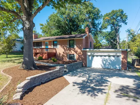 801 Cypress Ln, Columbia, MO 65203
