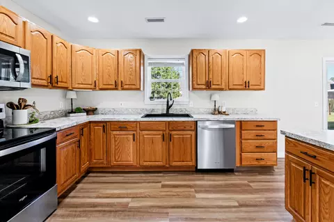 Kitchen - 3206 Palmer Ct, Fulton, MO 65251 photo 1 of 5