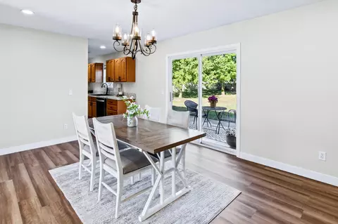 Dining - 3206 Palmer Ct, Fulton, MO 65251 photo 3 of 5