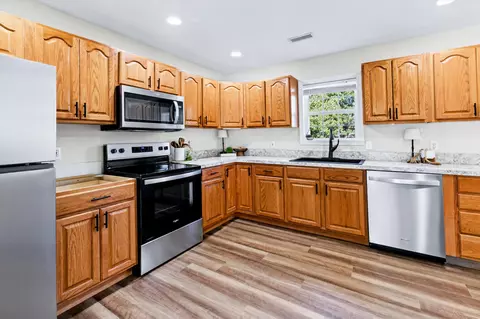 Kitchen - 3206 Palmer Ct, Fulton, MO 65251 photo 2 of 5