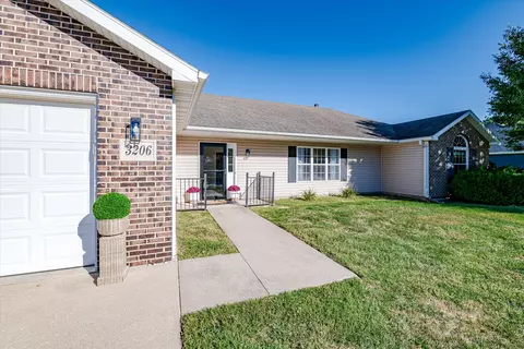 Exterior - 3206 Palmer Ct, Fulton, MO 65251 photo 2 of 3