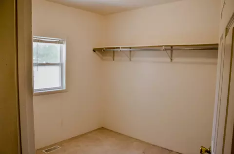 Bedroom - 16696 Sydney Rd, Monroe City, MO 63456 photo 3 of 6