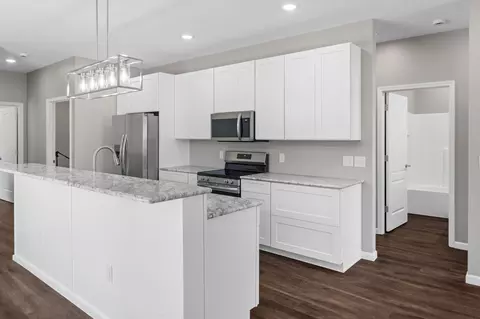 Kitchen - 1000 Henry St, Moberly, MO 65270 photo 1 of 6