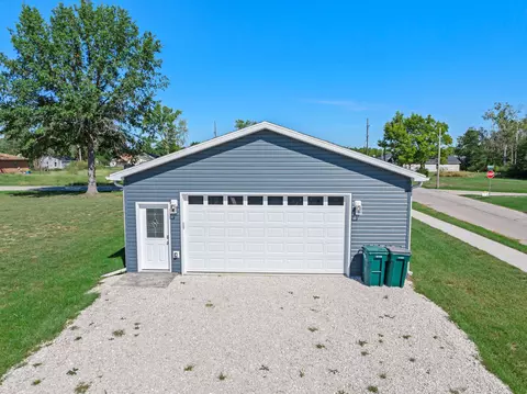 Other - 1000 Henry St, Moberly, MO 65270 photo 3 of 14