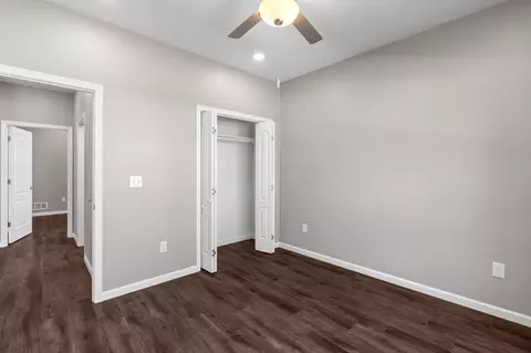 Bedroom - 1000 Henry St, Moberly, MO 65270 photo 5 of 5