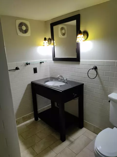 Bath - 2613 Summit Rd, Columbia, MO 65203 photo 7 of 7
