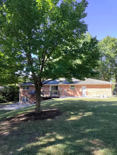Exterior - 2613 Summit Rd, Columbia, MO 65203 photo 10 of 13