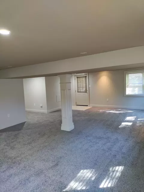 Living - 2613 Summit Rd, Columbia, MO 65203 photo 5 of 5