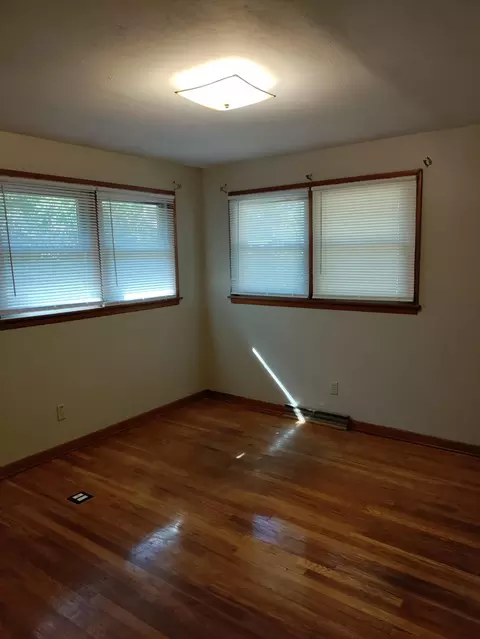 Bedroom - 2613 Summit Rd, Columbia, MO 65203 photo 2 of 3