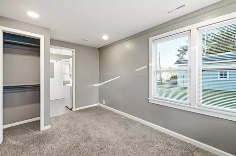 Bedroom - 103 W Chestnut St, Fulton, MO 65251 photo 3 of 3