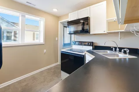 Kitchen - 103 W Chestnut St, Fulton, MO 65251 photo 1 of 2