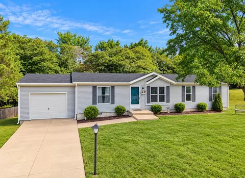 5200 Burning Bush Rd, Columbia, MO 65202
