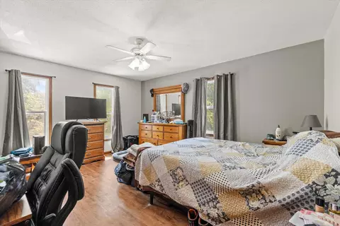 Bedroom - 627-629 Hendricks Dr, Mexico, MO 65265 photo 1 of 5