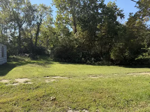 1012 Franklin St, Moberly, MO 65270 photo 3