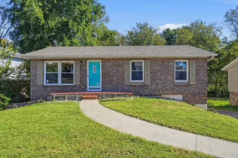 1627 Westview Dr, Jefferson City, MO 65109