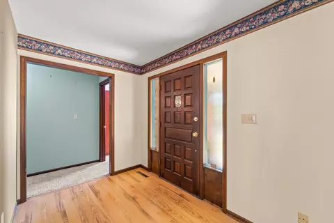Entry Way - 801 Bradley Ln, Fulton, MO 65251 photo 1 of 2