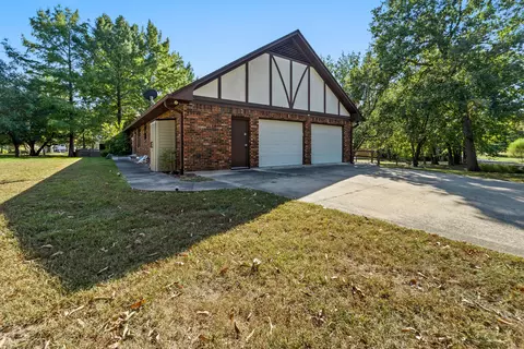Other - 801 Bradley Ln, Fulton, MO 65251 photo 15 of 16