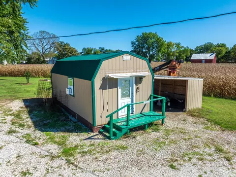 Exterior - 36138 Highway 5, Salisbury, MO 65281 photo 6 of 8