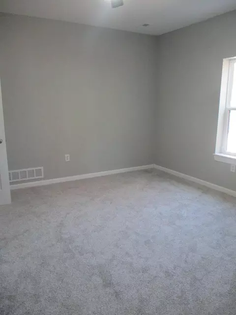 Bedroom - 515 Eastholm St, Mexico, MO 65265 photo 3 of 5