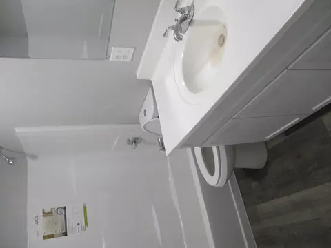 Bath - 515 Eastholm St, Mexico, MO 65265 photo 1 of 1