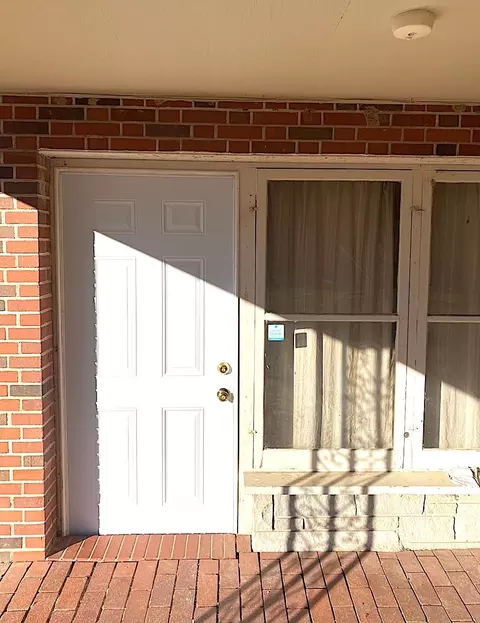 Exterior - 5731 S Bearfield Rd, Columbia, MO 65203 photo 2 of 3
