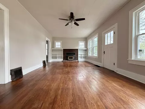 Living - 212 E Ashley Rd, Boonville, MO 65233 photo 1 of 6