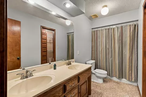 Bath - 7801 E Route Y, Ashland, MO 65010 photo 1 of 3