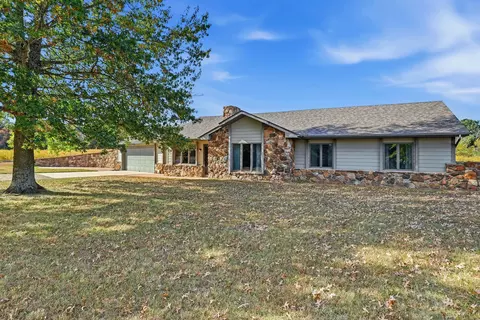 Exterior - 7801 E Route Y, Ashland, MO 65010 photo 4 of 7