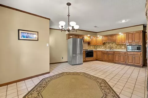 Kitchen - 7801 E Route Y, Ashland, MO 65010 photo 2 of 7