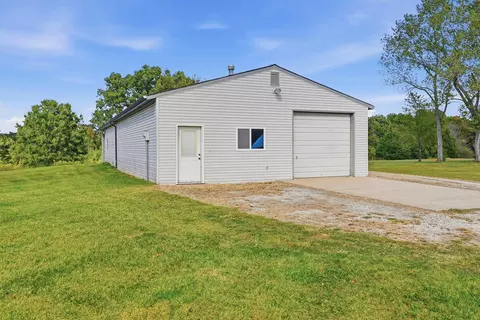 Exterior - 7801 E Route Y, Ashland, MO 65010 photo 7 of 7