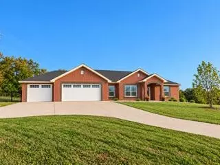 4630 Tanman Ct, Jefferson City, MO 65109