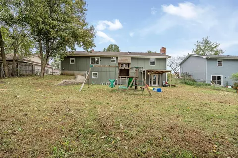 Exterior - 501 E Hackberry Blvd, Columbia, MO 65202 photo 8 of 8