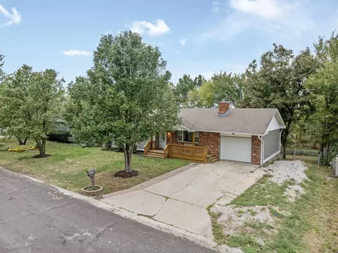View/Area - 501 E Hackberry Blvd, Columbia, MO 65202 photo 2 of 9