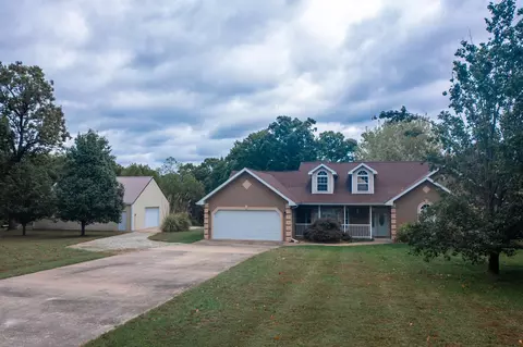 Exterior - 3018 Kayla Ln, Holts Summit, MO 65043 photo 4 of 4