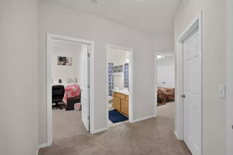 Entry Way - 1407 St Andrew St, Columbia, MO 65203 photo 4 of 4