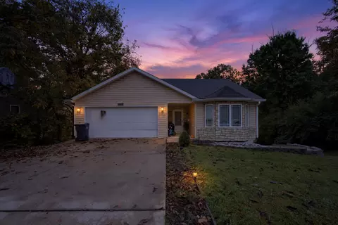Exterior - 1407 St Andrew St, Columbia, MO 65203 photo 8 of 8
