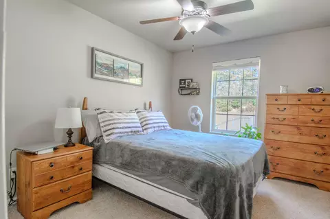 Bedroom - 2057 Beelman Rd, Holts Summit, MO 65043 photo 2 of 5