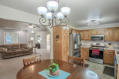 Dining - 2057 Beelman Rd, Holts Summit, MO 65043 photo 2 of 2