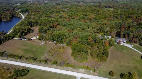 tbd E Chaparral Dr, Centralia, MO 65240 photo 2