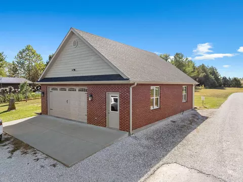 Exterior - 5910 State Road J, Fulton, MO 65251 photo 3 of 13