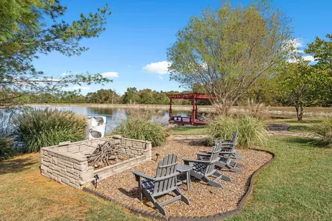 Exterior - 5910 State Road J, Fulton, MO 65251 photo 8 of 13