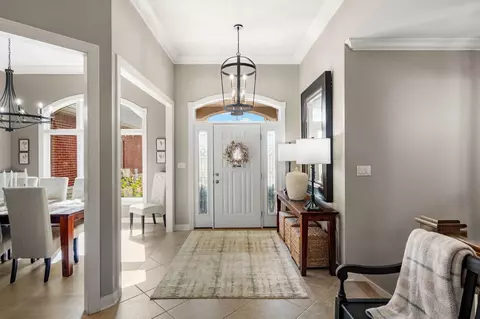 Entry Way - 5910 State Road J, Fulton, MO 65251 photo 2 of 6