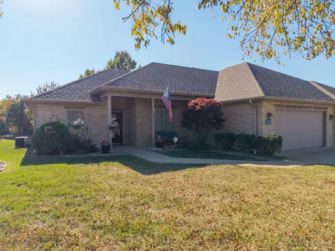 3605 Canyon Ridge Dr, Columbia, MO 65202