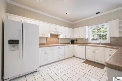 2502 Point Dr, Monroe, LA 71201 photo 9