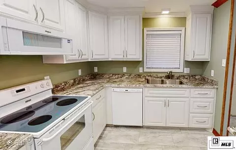 6411 Diamond Head Dr, Monroe, LA 71203 photo 9