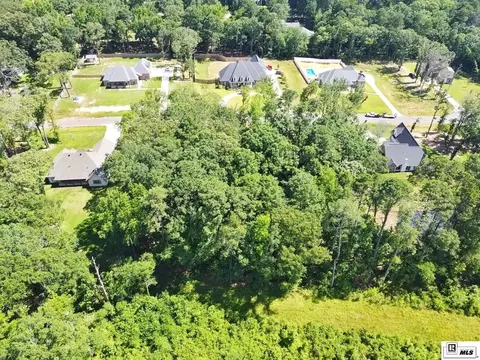 136 Shade Tree, Ruston, LA 71270 photo 3