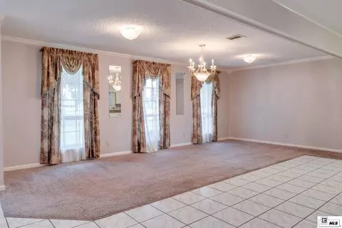 Living - 1901 Howard Dr, Monroe, LA 71201 photo 4 of 4