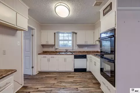 Kitchen - 1901 Howard Dr, Monroe, LA 71201 photo 1 of 1