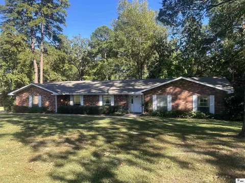 2002 N Vienna St, Ruston, LA 71270 photo 1